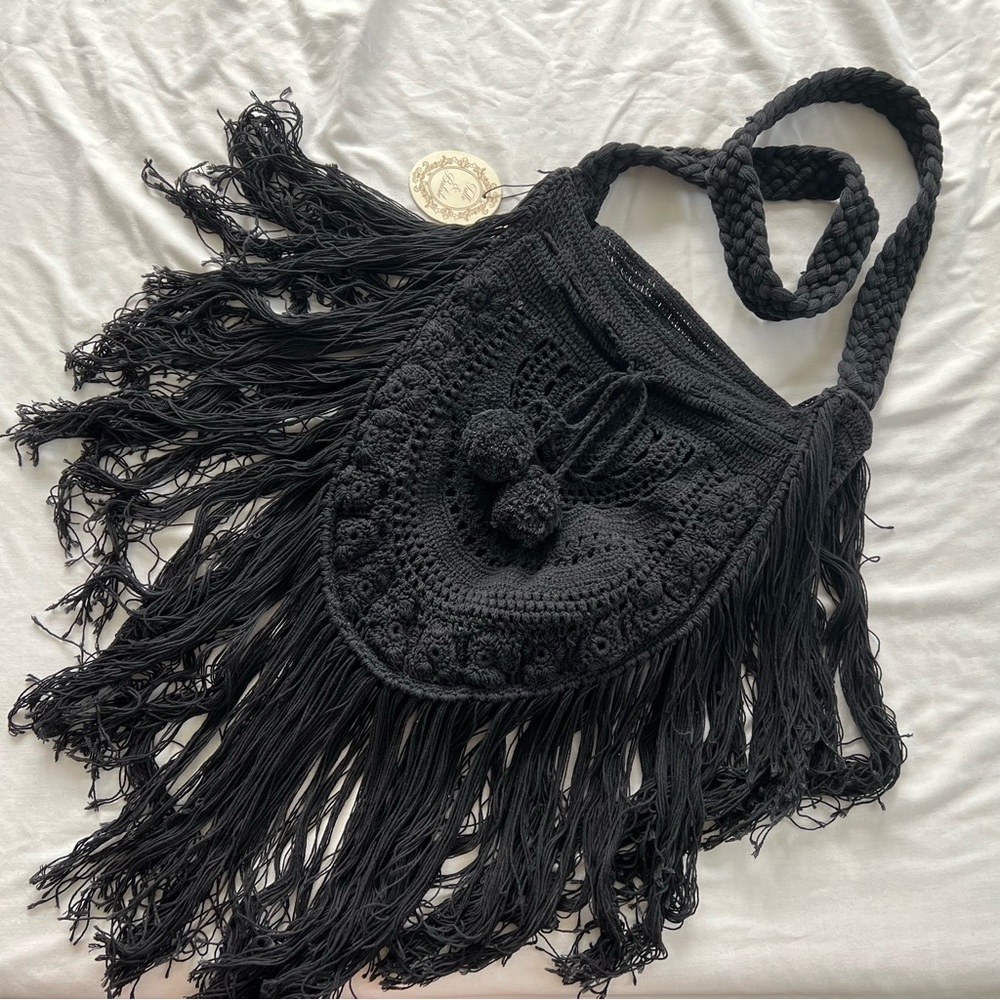 Tulle & Batiste | Pom Pom Crochet Fringe Bag